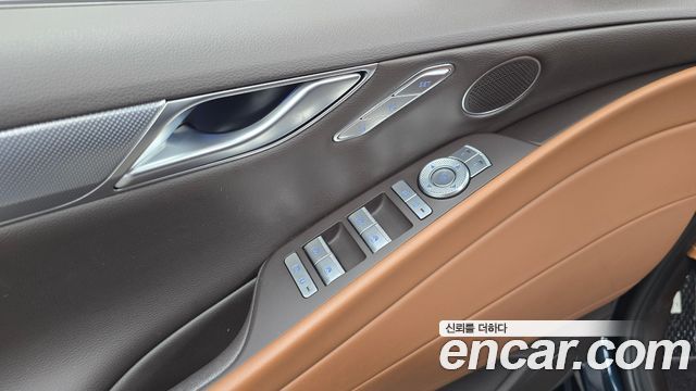 Genesis G80 (RG3) Gasoline 2.5 Turbo AWD 2022 — фото 28