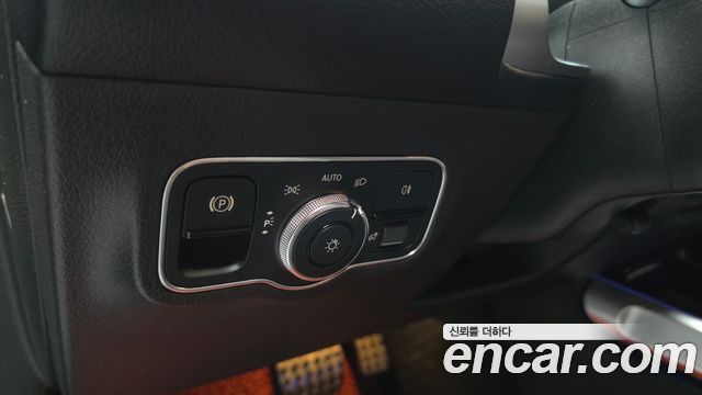 Mercedes-Benz GLB-Class (X247) AMG GLB35 4MATIC 2021 — фото 20