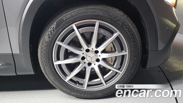 Mercedes-Benz GLB-Class (X247) AMG GLB35 4MATIC 2021 — фото 21