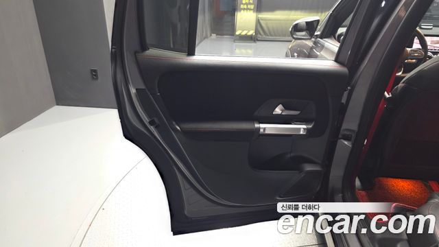 Mercedes-Benz GLB-Class (X247) AMG GLB35 4MATIC 2021 — фото 25