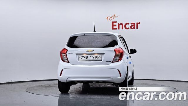 Chevrolet Spark Van 2019 — фото 4