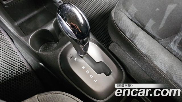 Chevrolet Spark Van 2019 — фото 9