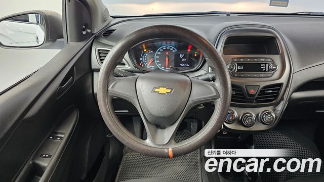 Chevrolet Spark Van 2019 — фото 12