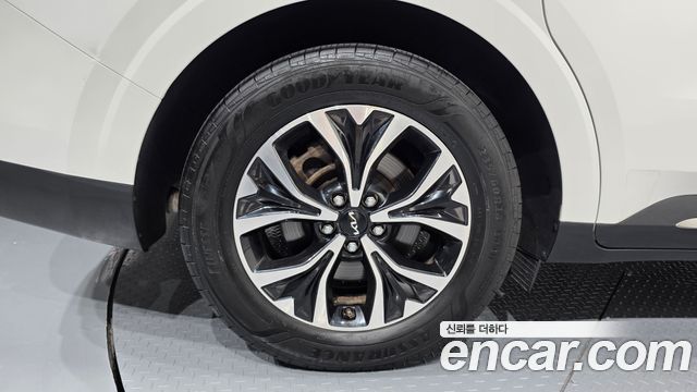 Kia Carnival (IV) Diesel 9-Seater Noblesse 2023 — фото 5