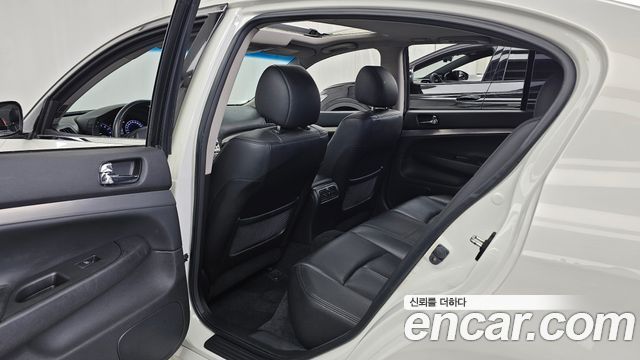 Infiniti G25 Sedan Premium V36 2011 — фото 17