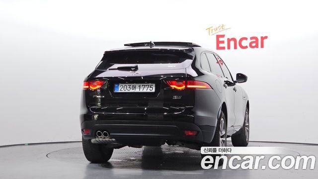 Jaguar F-PACE 20d R-Sport 2018 — фото 4