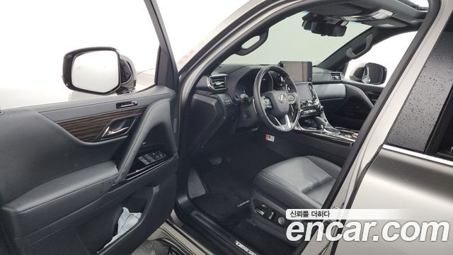 Lexus LX (IV) 700h Luxury 2025 — фото 10