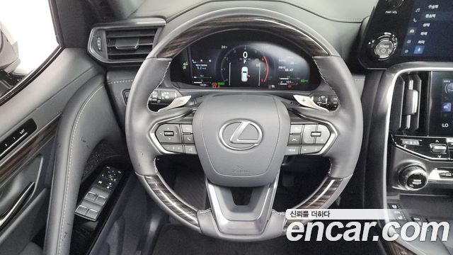 Lexus LX (IV) 700h Luxury 2025 — фото 14