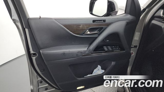 Lexus LX (IV) 700h Luxury 2025 — фото 31