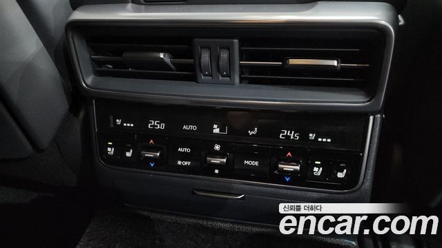 Lexus LX (IV) 700h Luxury 2025 — фото 36
