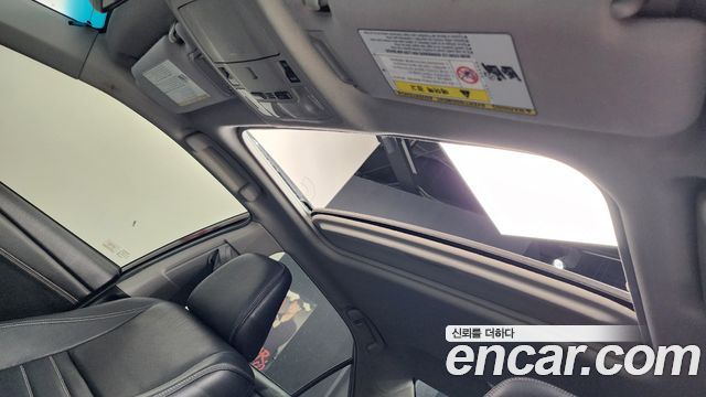 Toyota Camry 2.5 XLE 2015 — фото 20