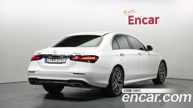Mercedes-Benz E-Class (W213) E220d 4MATIC AMG Line 2021 — фото 2