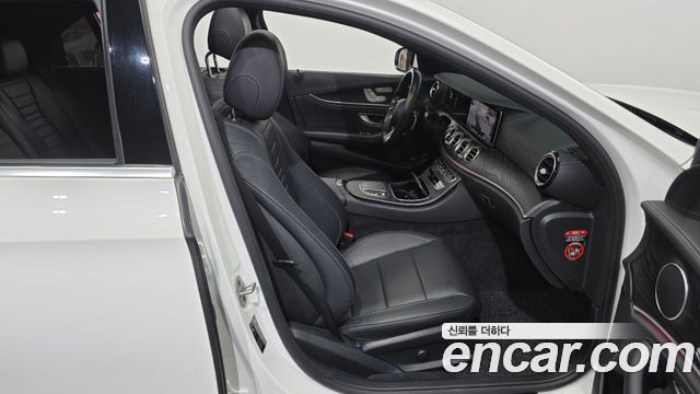 Mercedes-Benz E-Class (W213) E220d 4MATIC AMG Line 2021 — фото 11