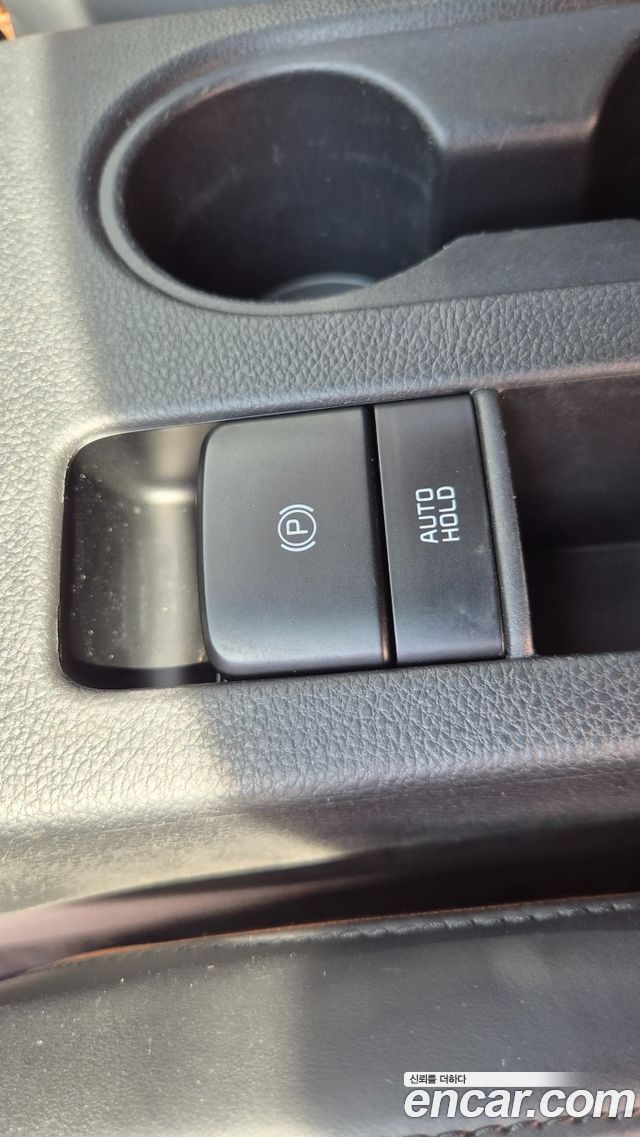 Kia Seltos Gasoline 1.6 Turbo 4WD Gravity 2023 — фото 18