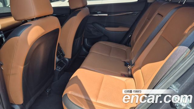 Kia Seltos Gasoline 1.6 Turbo 4WD Gravity 2023 — фото 22