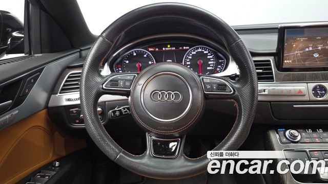 Audi A8 50 TDI Quattro Design LWB D4 2016 — фото 13
