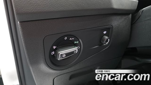 Volkswagen Tiguan (II) 2.0 TDI 4Motion Prestige 2022 — фото 27