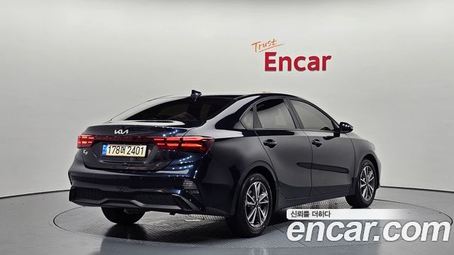 Kia K3 (II) 1.6 Prestige 2023 — фото 2