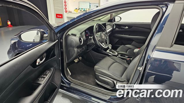 Kia K3 (II) 1.6 Prestige 2023 — фото 10