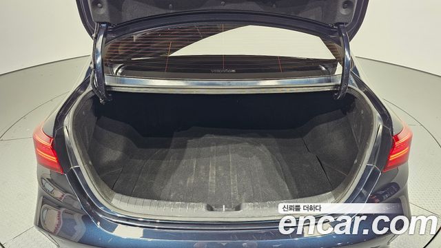 Kia K3 (II) 1.6 Prestige 2023 — фото 20