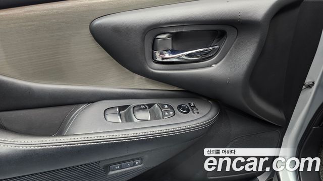 Nissan Murano (Z52) 2.5 Hybird Platinum 2016 — фото 16
