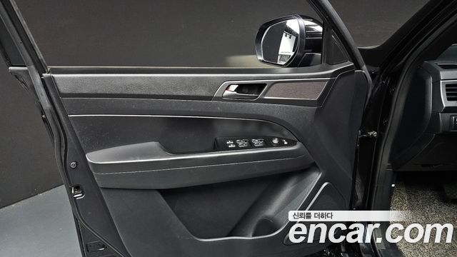 KG Mobility (SsangYong) Rexton Sports Diesel 2.2 4WD Prestige 2021 — фото 24