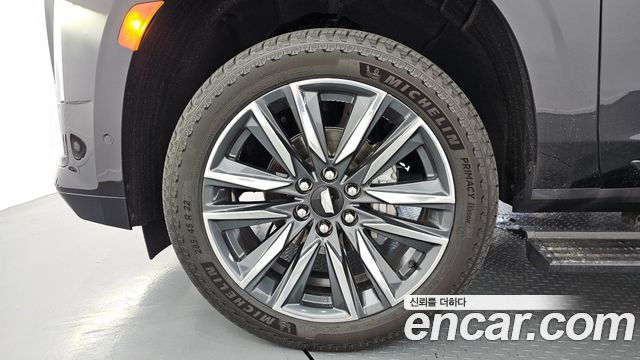 Cadillac Escalade (V) 6.2 ESV ESV Sports Platinum 2023 — фото 5
