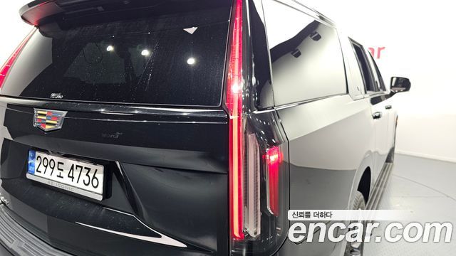 Cadillac Escalade (V) 6.2 ESV ESV Sports Platinum 2023 — фото 23