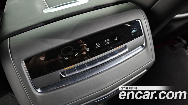 Cadillac Escalade (V) 6.2 ESV ESV Sports Platinum 2023 — фото 31