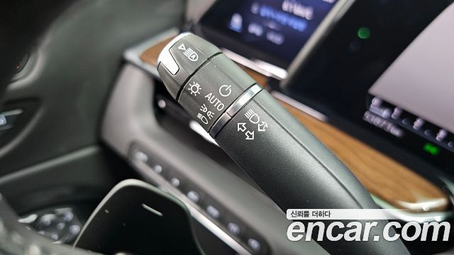 Cadillac Escalade (V) 6.2 ESV ESV Sports Platinum 2023 — фото 33
