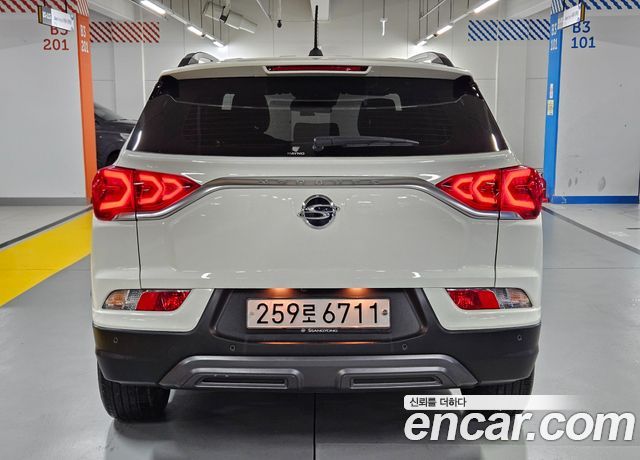 KG Mobility (SsangYong) Beautiful Korando Gasoline 1.5 2WD C5 Plus 2021 — фото 4