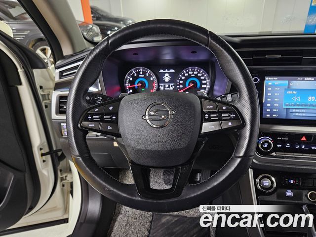 KG Mobility (SsangYong) Beautiful Korando Gasoline 1.5 2WD C5 Plus 2021 — фото 20