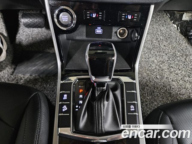 KG Mobility (SsangYong) Beautiful Korando Gasoline 1.5 2WD C5 Plus 2021 — фото 22