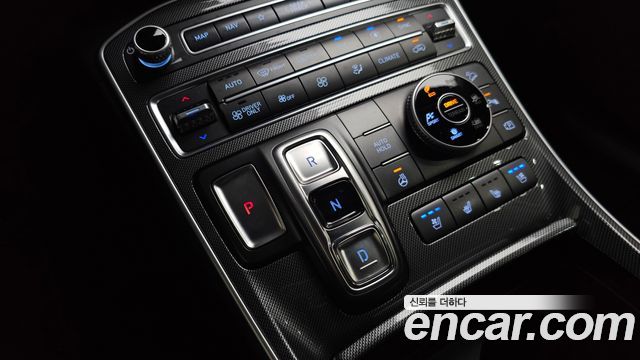 Hyundai Santa Fe HEV 1.6 4WD Exclusive 2022 — фото 9