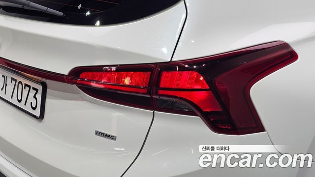 Hyundai Santa Fe HEV 1.6 4WD Exclusive 2022 — фото 23