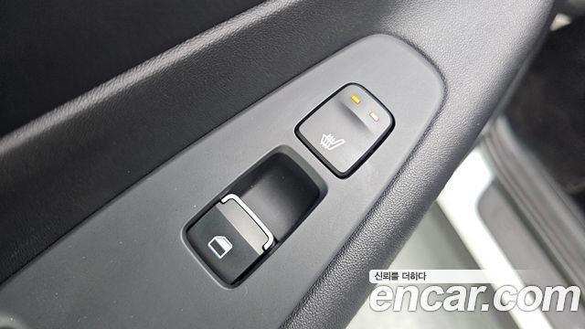 Hyundai Santa Fe HEV 1.6 4WD Exclusive 2022 — фото 27