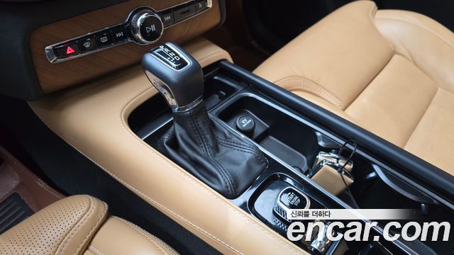 Volvo XC90 (II) T6 Inscription 2019 — фото 9