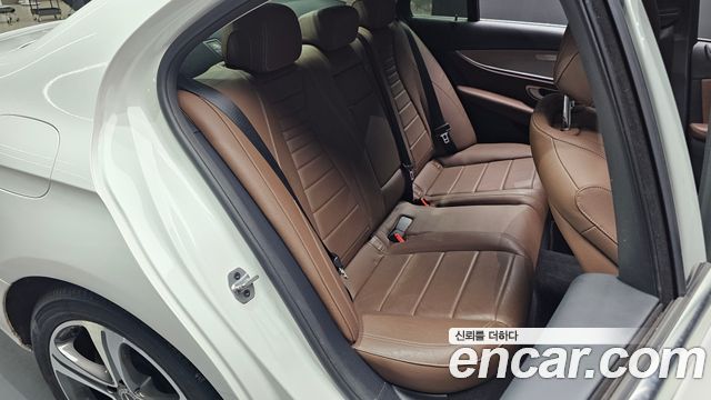 Mercedes-Benz E-Class (W213) E300 Avantgarde 2019 — фото 11