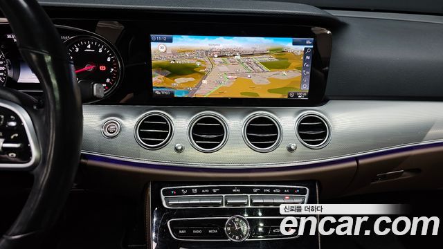 Mercedes-Benz E-Class (W213) E300 Avantgarde 2019 — фото 15