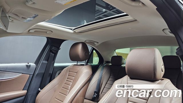 Mercedes-Benz E-Class (W213) E300 Avantgarde 2019 — фото 18