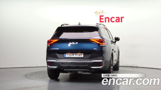 Kia Sportage Hybrid (V) Signature Gravity 4WD 2023 — фото 4