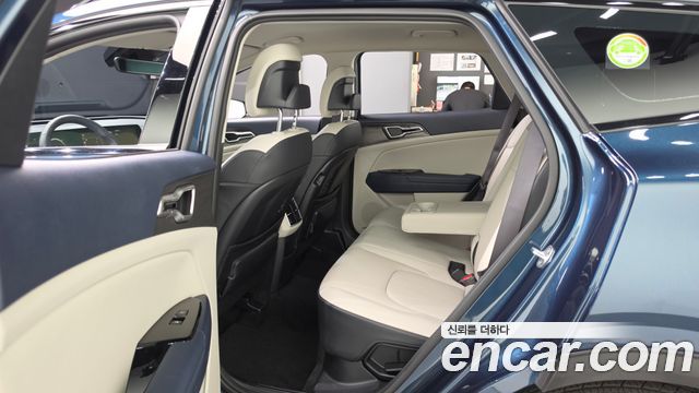Kia Sportage Hybrid (V) Signature Gravity 4WD 2023 — фото 11