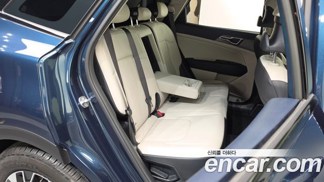Kia Sportage Hybrid (V) Signature Gravity 4WD 2023 — фото 12