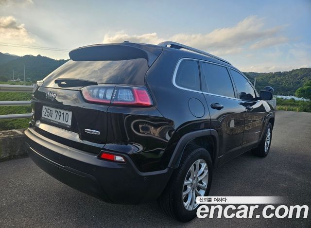Jeep Cherokee (KL) 2.4 Longitude High AWD 2019 — фото 3