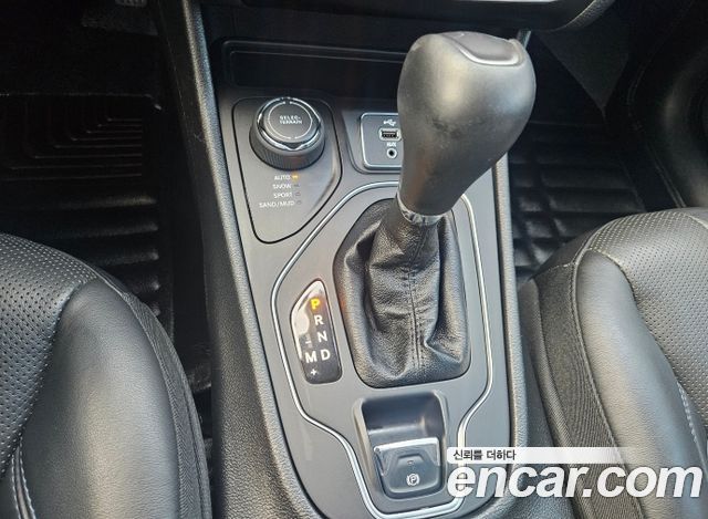 Jeep Cherokee (KL) 2.4 Longitude High AWD 2019 — фото 10