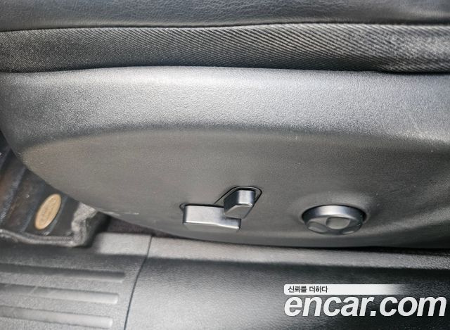 Jeep Cherokee (KL) 2.4 Longitude High AWD 2019 — фото 15