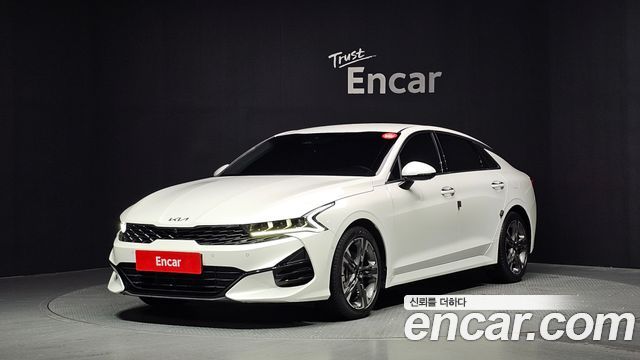 Kia K5 (III) 2.0 Signature 2023 — фото 1