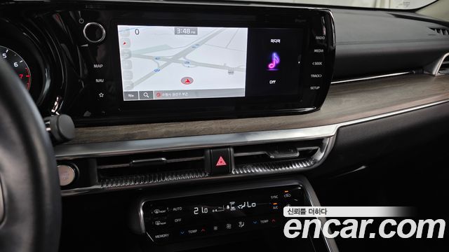 Kia K5 (III) 2.0 Signature 2023 — фото 17