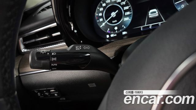 Kia K5 (III) 2.0 Signature 2023 — фото 35