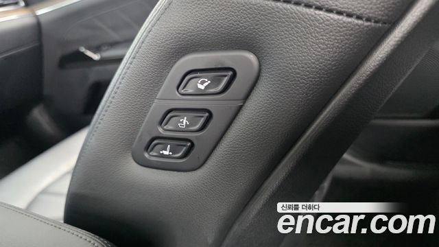 Kia K5 (III) 2.0 Signature 2023 — фото 36